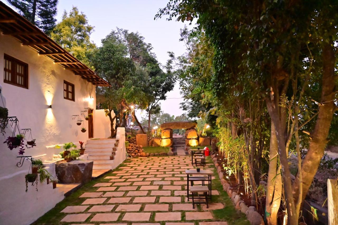 Achalaa Resort Kolhapur Exterior foto